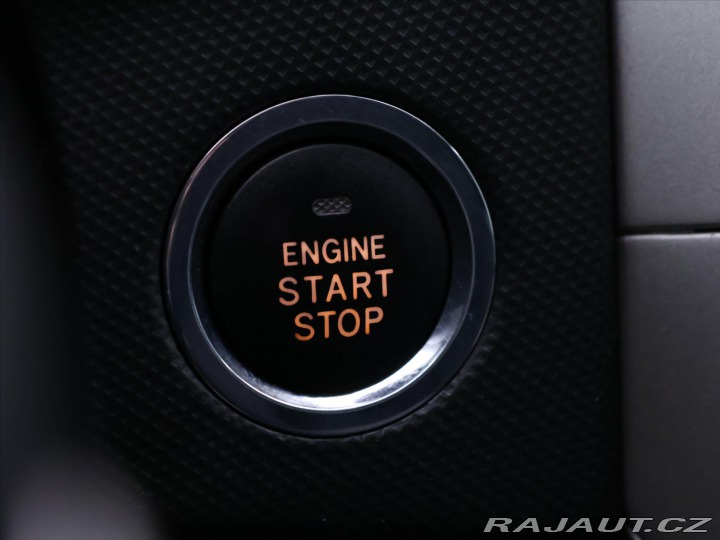 Toyota Auris 2,0 D-4D 93kW Xenon Tažné 2007