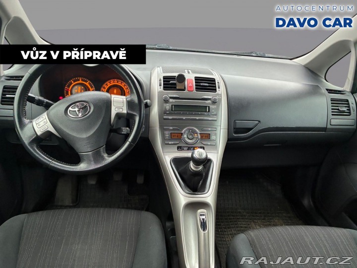Toyota Auris 2,0 D-4D 93kW Xenon Tažné 2007