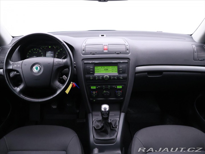 Škoda Octavia 1,6 i 75kW Elegance Tempo 2006