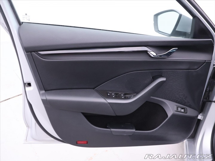 Škoda Octavia 2,0 TDI 110kW DSG DPH Mat 2022
