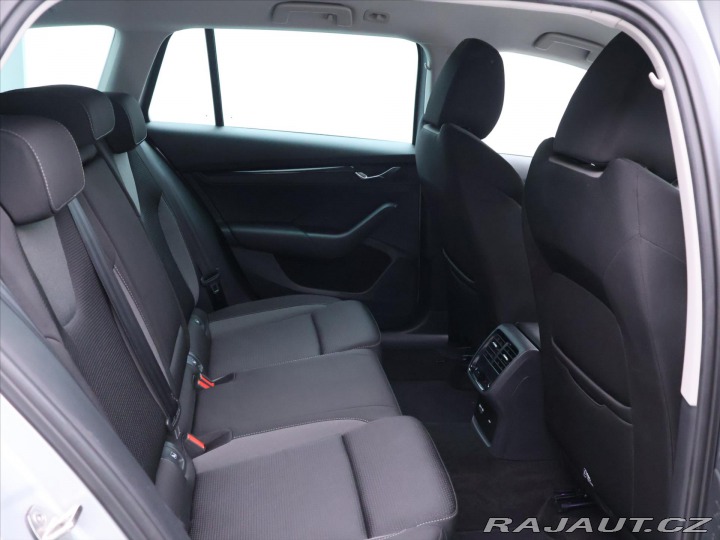 Škoda Octavia 2,0 TDI 110kW DSG DPH Mat 2022
