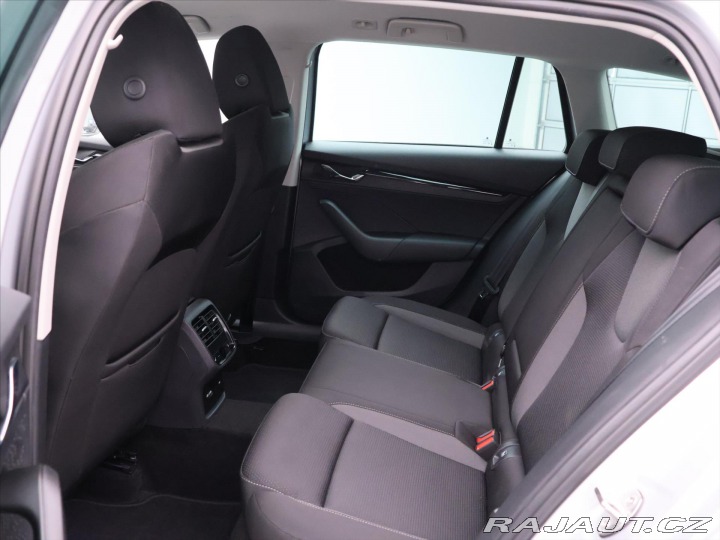 Škoda Octavia 2,0 TDI 110kW DSG Tour DP 2022