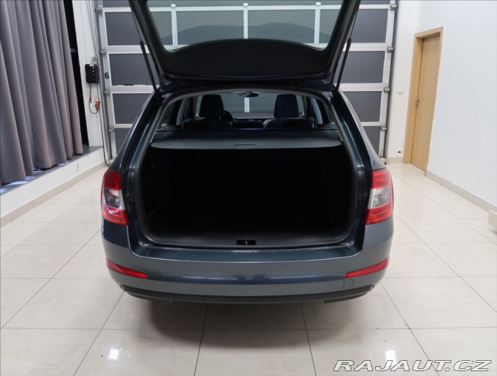 Škoda Octavia 2,0 TDI NAVI VÝHŘEV 1. MA 2016