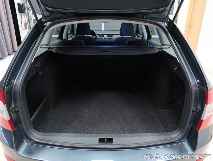 Škoda Octavia 2,0 TDI NAVI VÝHŘEV 1. MA 2016