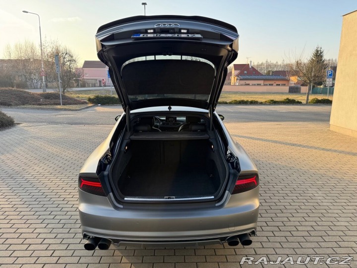 Audi S7 4,0   V8T, nez.topení,mas 2014