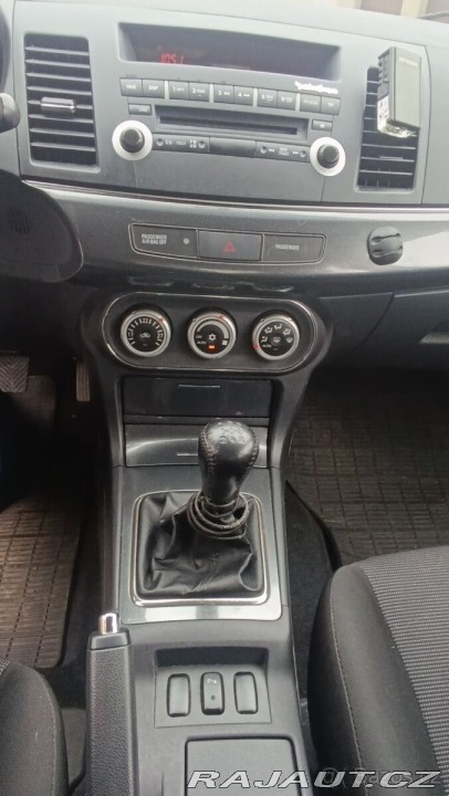 Mitsubishi Lancer 1,8   MIVEC 2009