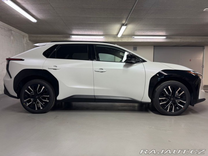 Toyota bZ4X Executive, VIP , 73.1 kWh 2026