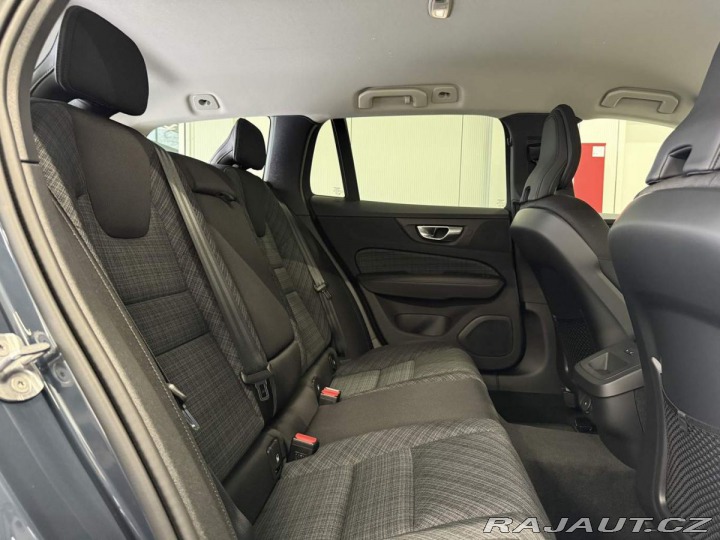 Volvo V60 B4 2.0L 197+14 HP AT7 FWD 2026