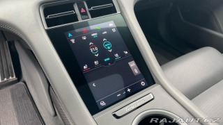 Porsche Taycan 4S 2024