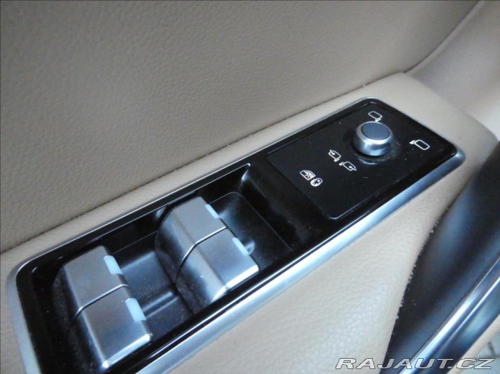 Jaguar F-Pace 2,0 P250 SE AWD,1.maj,ČR, 2022