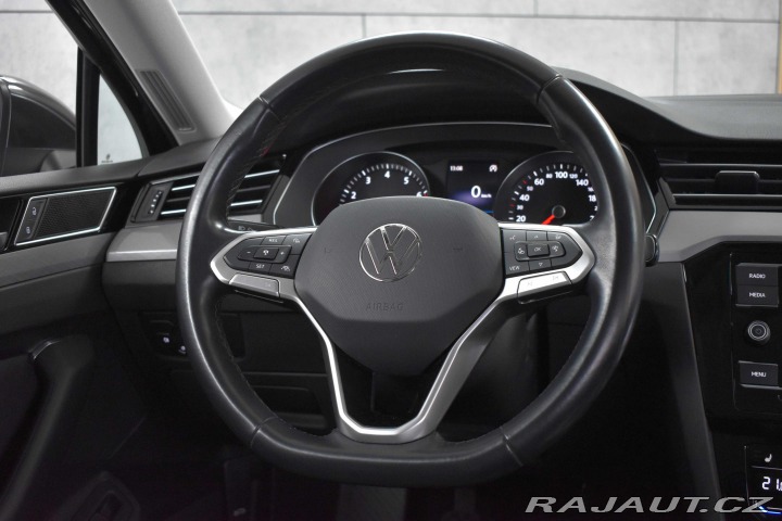 Volkswagen Passat 1.5 TSI BUSINESS*ACC*DPH* 2023