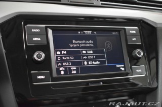 Volkswagen Passat 1.5 TSI BUSINESS*ACC*DPH* 2023