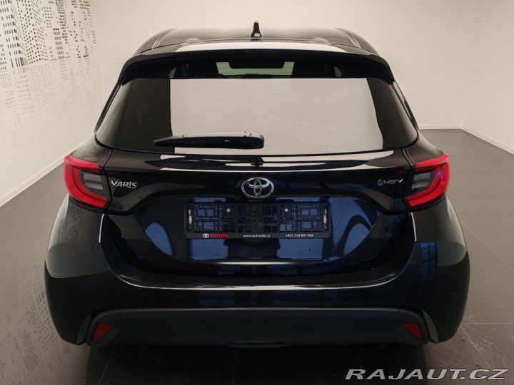 Toyota Yaris 1,5 Hybrid e-CVT 2025