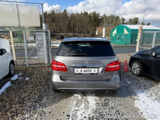 Mercedes-Benz B B180i 90kW *Edition 1*Ser 2013