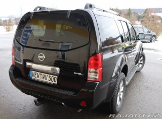 Nissan Pathfinder  2013