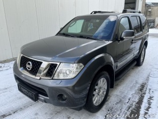 Nissan Pathfinder 2011