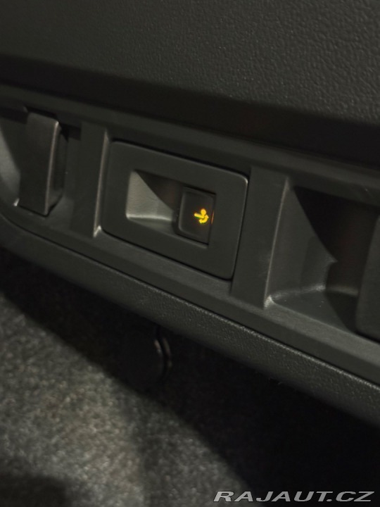 Škoda Octavia Combi  2,0 TDI SCR CLEVER 2022