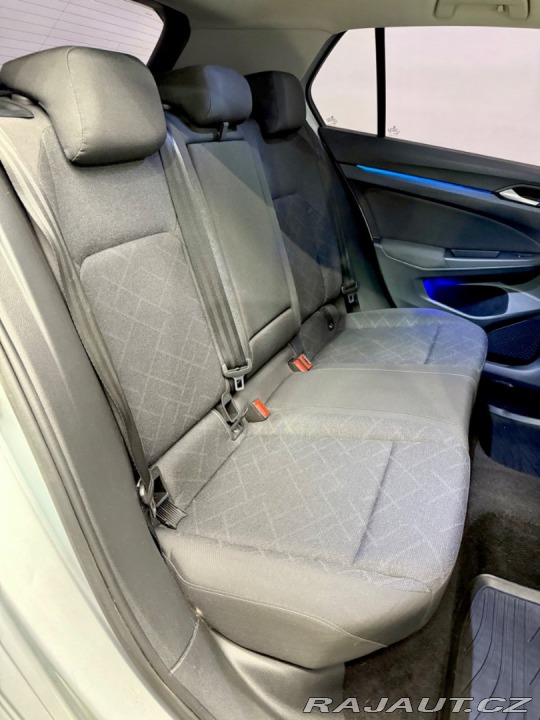 Volkswagen Golf 1.5 TSI ACT Life 1.majit 2022