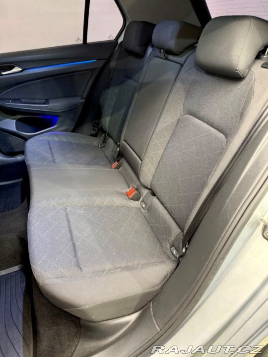 Volkswagen Golf 1.5 TSI ACT Life 1.majit 2022