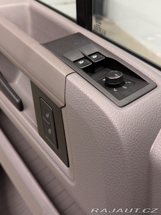 Volkswagen Ostatní modely Crafter  35 2,0 BiTDI 130kW/177PS 2020