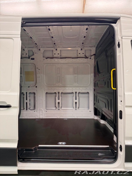 Volkswagen Ostatní modely Crafter  35 2,0 BiTDI 130kW/177PS 2020