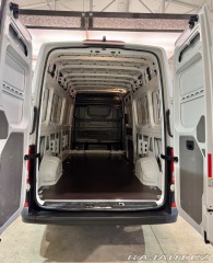 Volkswagen Ostatní modely Crafter  35 2,0 BiTDI 130kW/177PS 2020