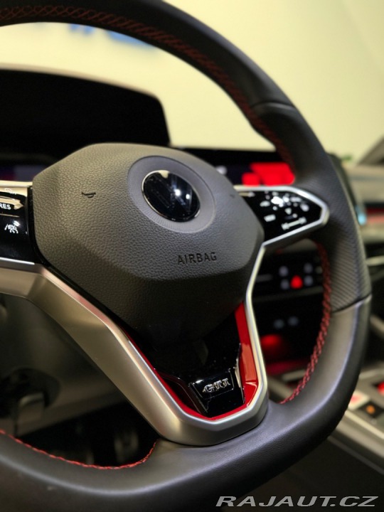 Volkswagen Golf 2.0 TSI GTI DSG 180kW/24 2021