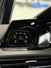 Volkswagen Golf 2.0 TSI GTI DSG 180kW/24 2021