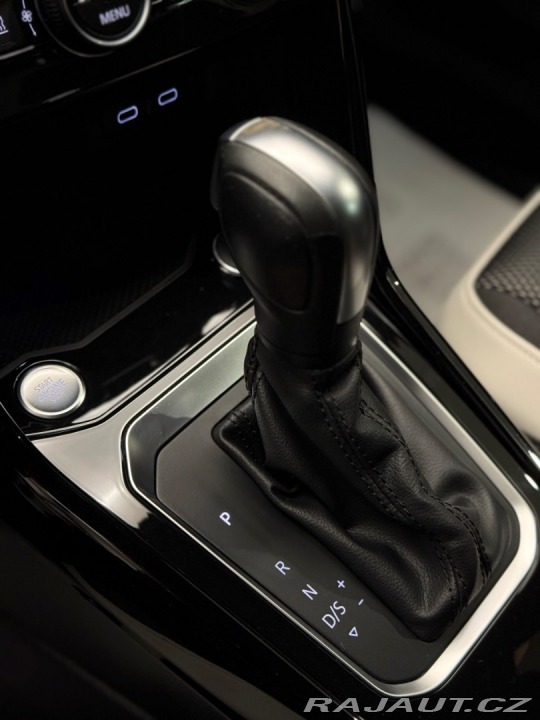 Volkswagen T-Roc 1.5 TSI BMT Sport DSG 2021