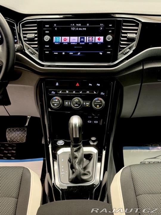 Volkswagen T-Roc 1.5 TSI BMT Sport DSG 2021