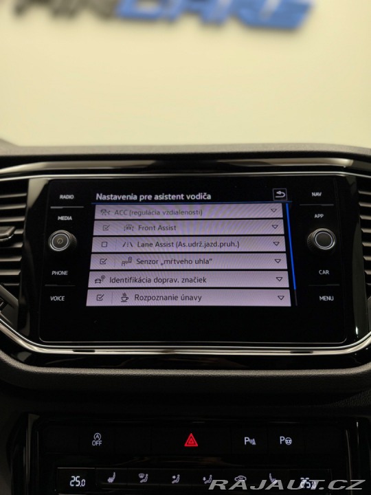 Volkswagen T-Roc 1.5 TSI DSG SPORT | 1. M 2021