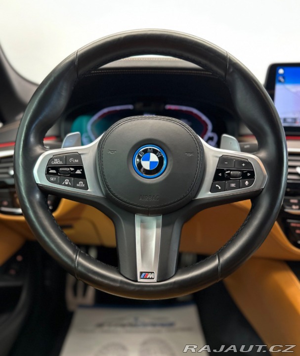 BMW 5 545e xDrive 2021