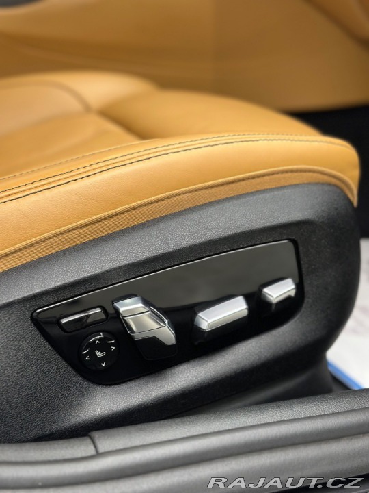 BMW 5 545e xDrive M Sport / La 2021