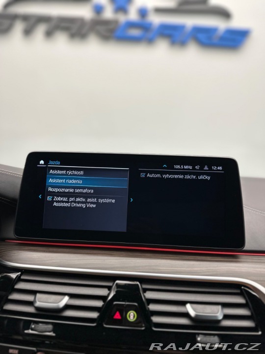 BMW 5 545e xDrive M Sport / La 2021