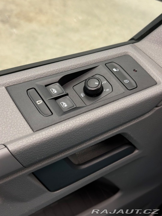 Volkswagen Ostatní modely T6 Kombi  2.0 TDI BMT 81kW/110 PS 2021