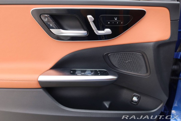 Mercedes-Benz C C180 AMG Line 1.majiteľ 2021