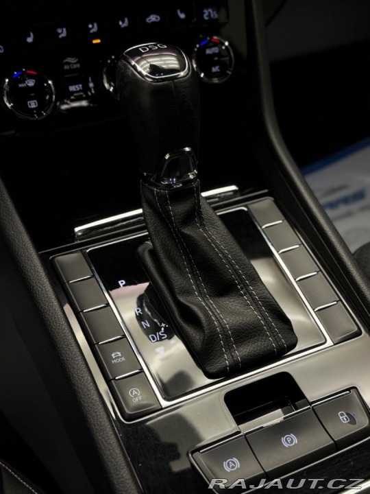 Škoda Superb Combi  2.0 TDI Sportline 2019