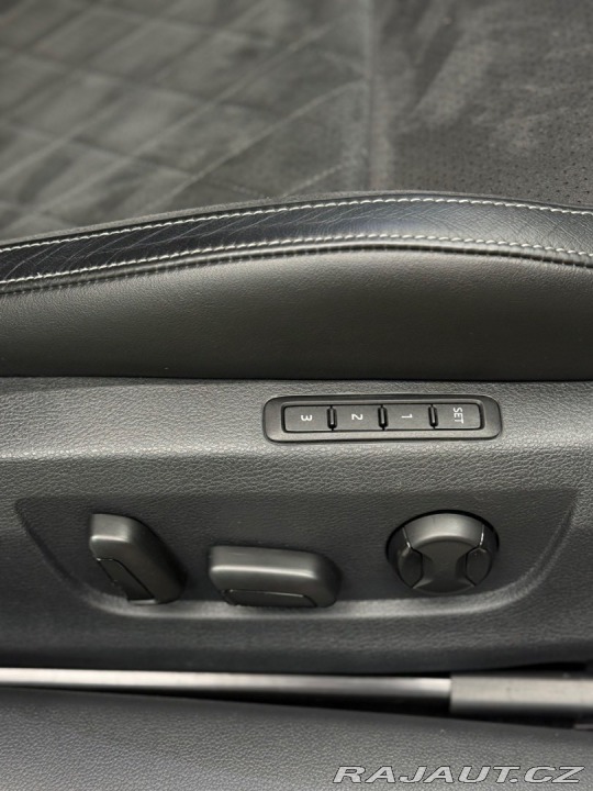 Škoda Superb Combi  2.0 TDI Sportline 2019