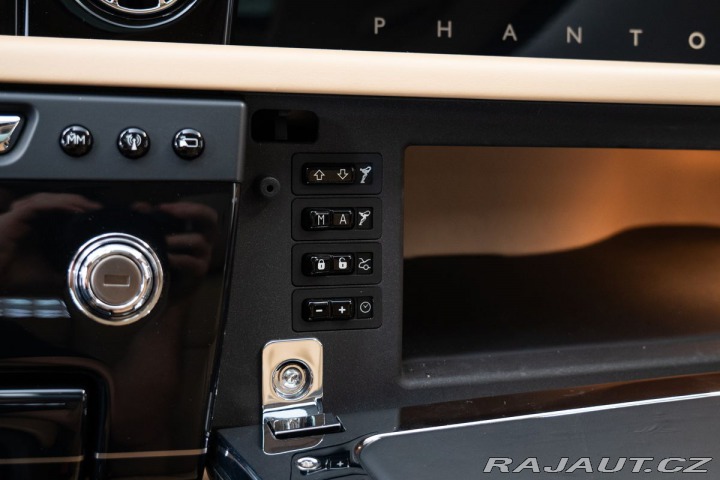 Rolls Royce Phantom 360/Vyhřívaná sedadla 2015