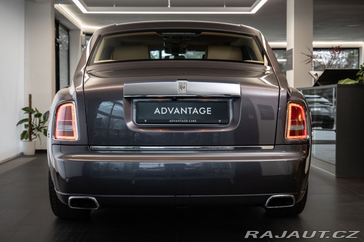 Rolls Royce Phantom 360/Vyhřívaná sedadla 2015