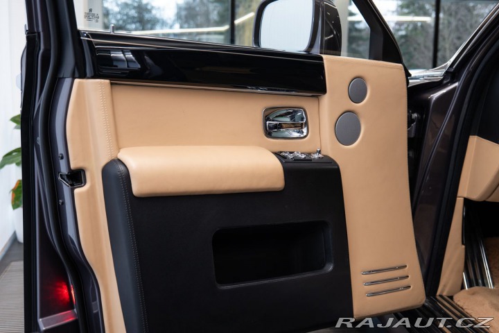 Rolls Royce Phantom 360/Vyhřívaná sedadla 2015