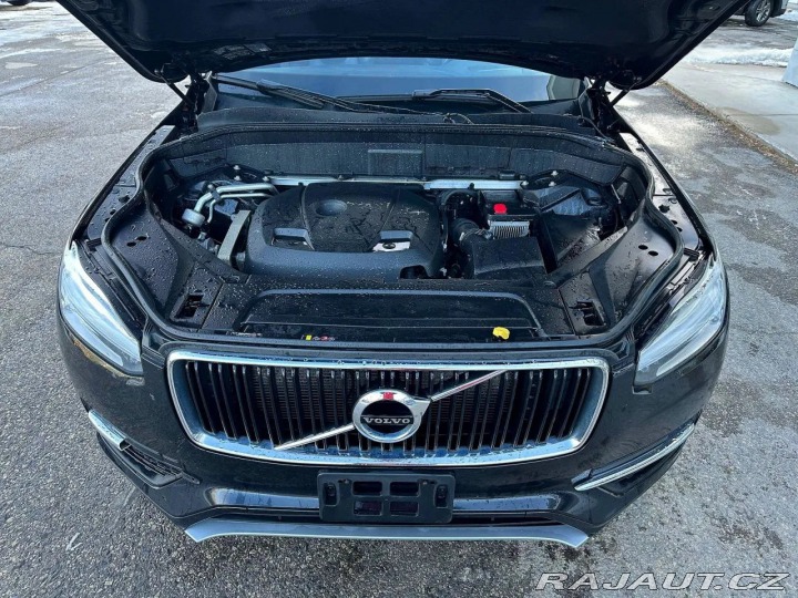 Volvo XC90 T5 MOMENTUM 2019