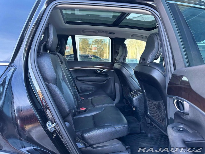 Volvo XC90 T5 MOMENTUM 2019