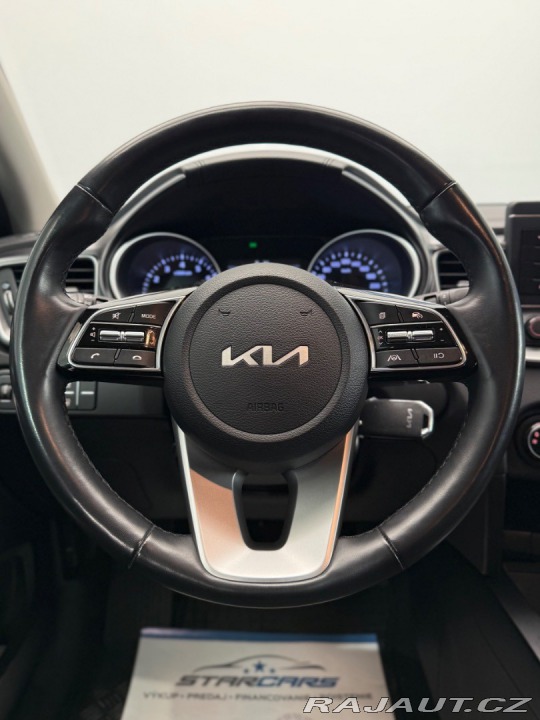 Kia Ostatní modely Ceed SW  Ceed SW 1,0 T-GDI Silver 2022