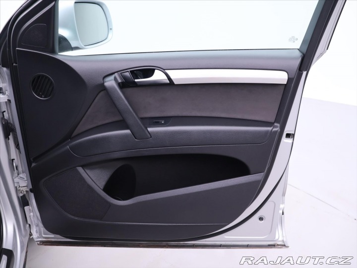 Audi Q7 3,0 TDI 4x4 7-Míst CZ 1. 2010