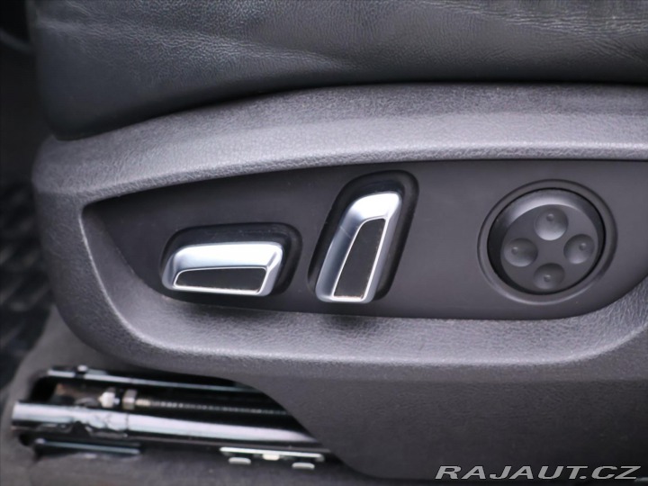 Audi Q7 3,0 TDI 4x4 7-Míst CZ 1. 2010