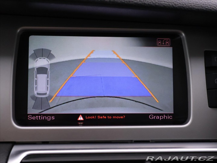 Audi Q7 3,0 TDI 4x4 7-Míst CZ 1. 2010