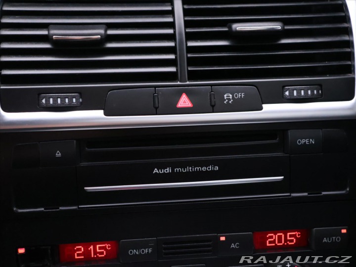 Audi Q7 3,0 TDI 4x4 7-Míst CZ 1. 2010