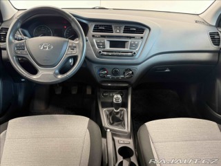 Hyundai i20 1,4 i COMFORT 1.MAJITEL S 2015