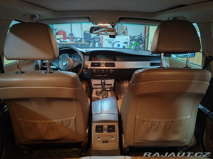 BMW 5 3,0 e61 530XD 2006